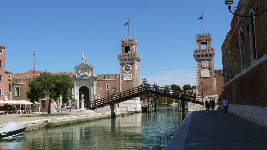 The entrance to the Arsenale