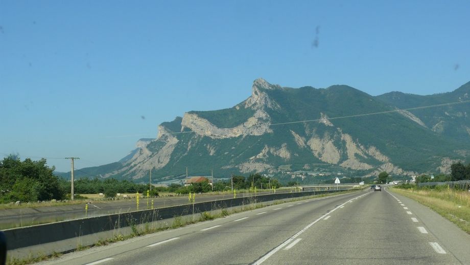 The road to Sisteron