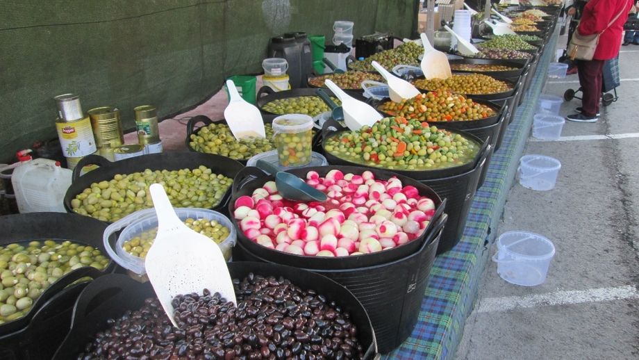 Plenty of olives if you like them